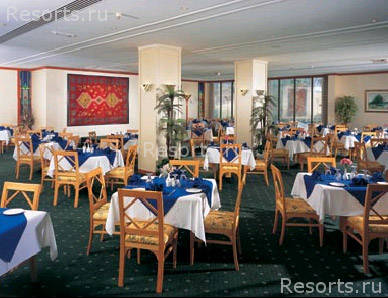 Bin Majid Beach Hotel 10